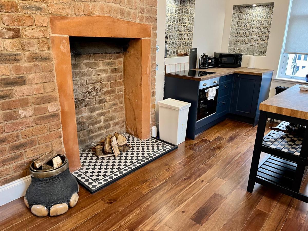 The Bards Loft, Large Studio Apartment Ayr Kültér fotó
