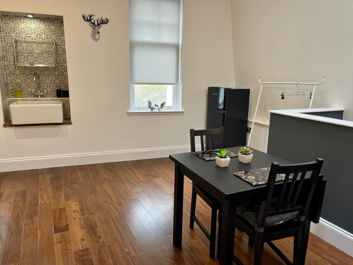 The Bards Loft, Large Studio Apartment Ayr Kültér fotó